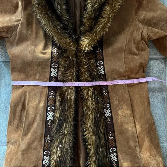 Vintage Suede Leather Overcoat - Picture 12 of 15